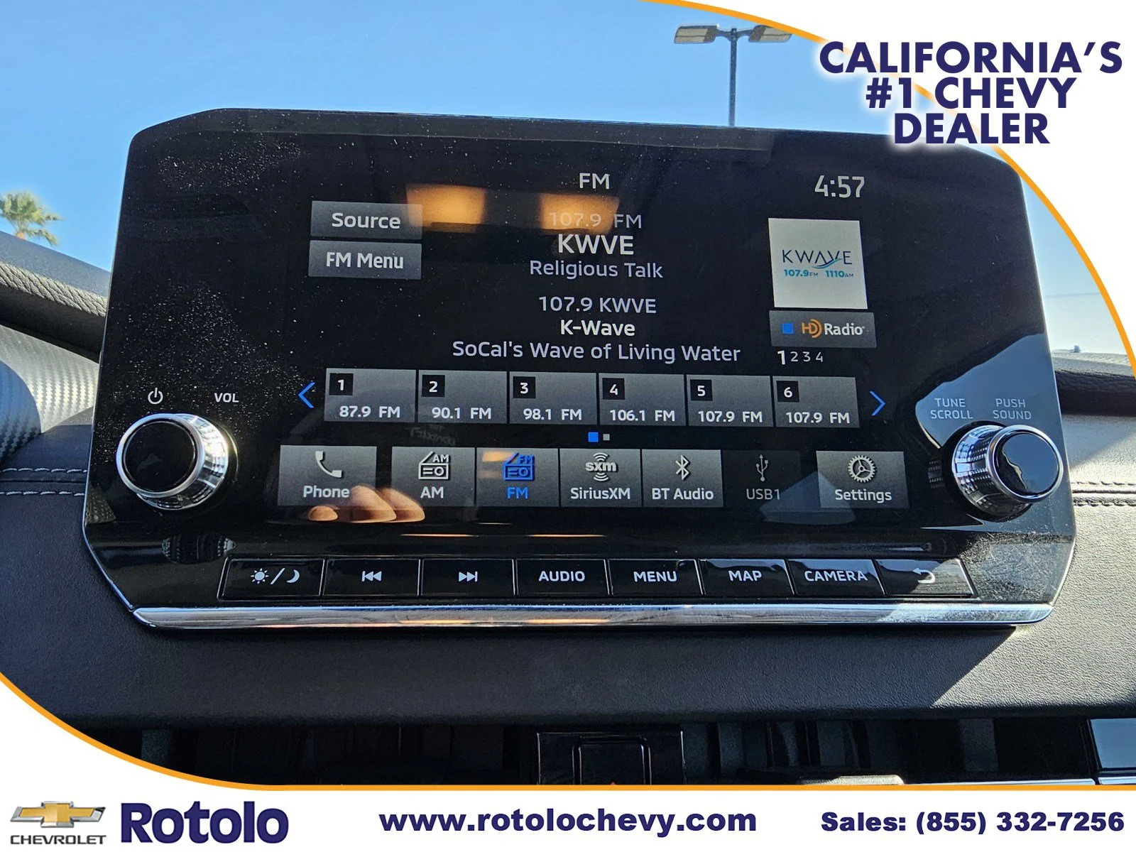 Used 2024  Mitsubishi SE Black Edition image 26