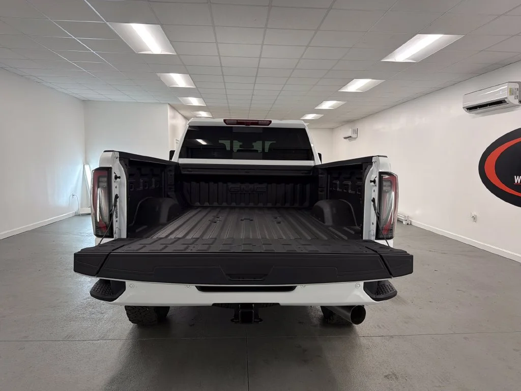 New 2026 Summit White GMC AT4 image 11