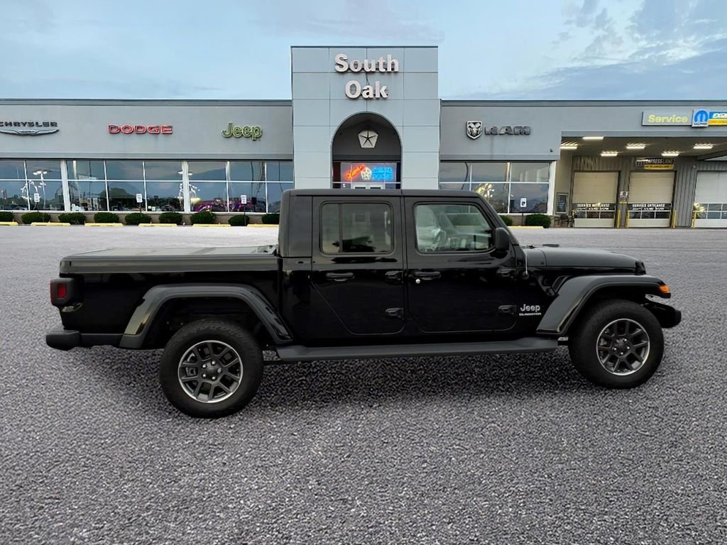 Certified Used 2020 Black Jeep Overland image 2