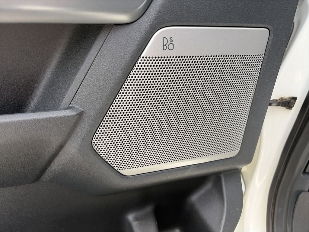 Used 2021 White Ford Lariat image 19