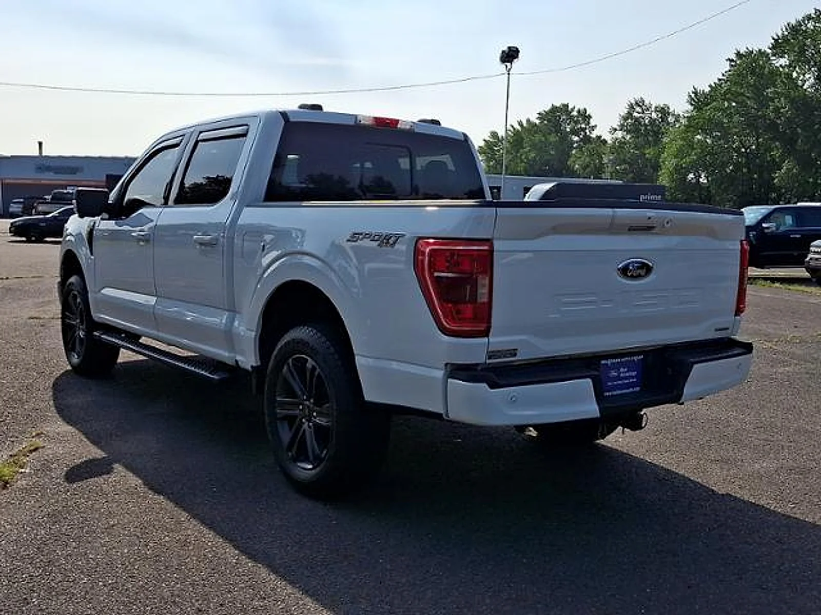 Used 2022 Oxford White Ford XLT image 5