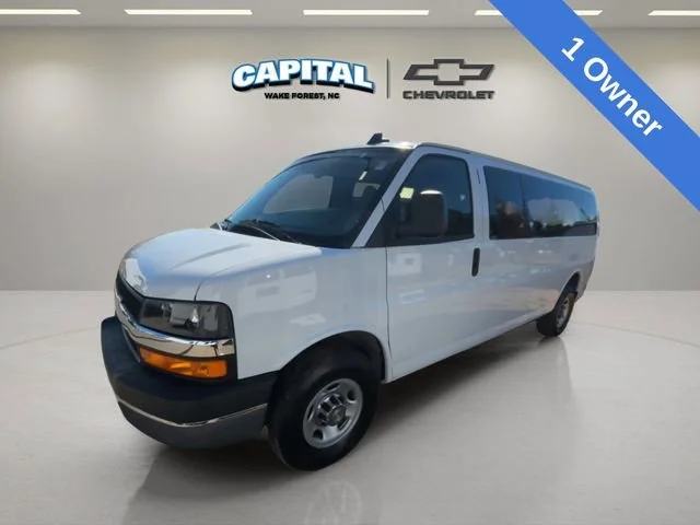 2024 Chevrolet Express 3500 LT Extended's photo