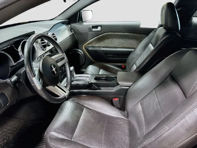 Used 2007  Ford Deluxe image 14