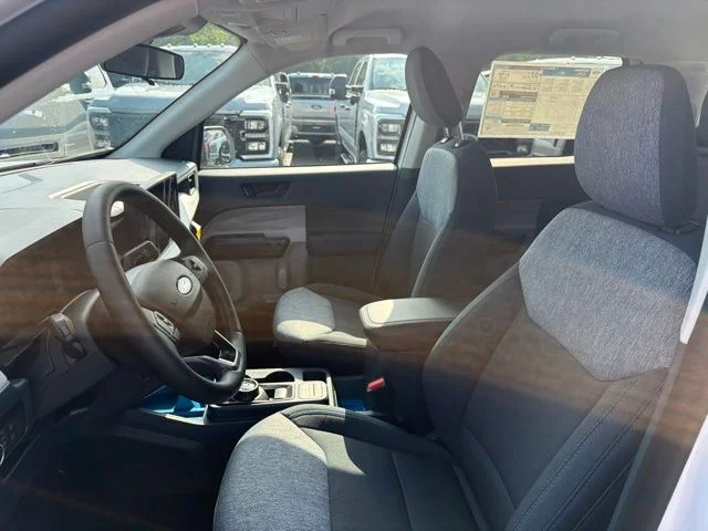 New 2026 Oxford White Ford XLT image 25
