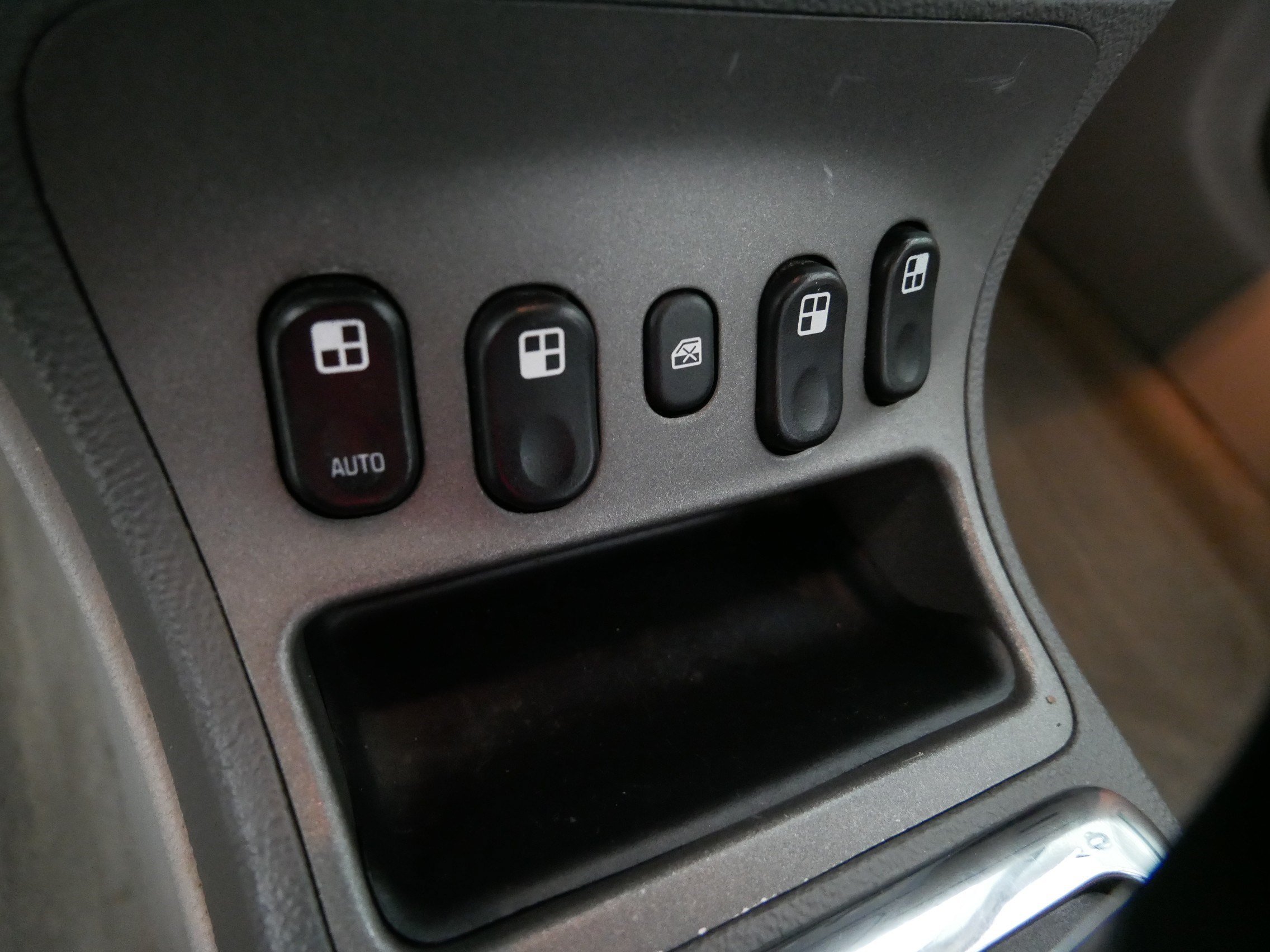 Used 2007 Sport Red Metallic Chevrolet LT image 33