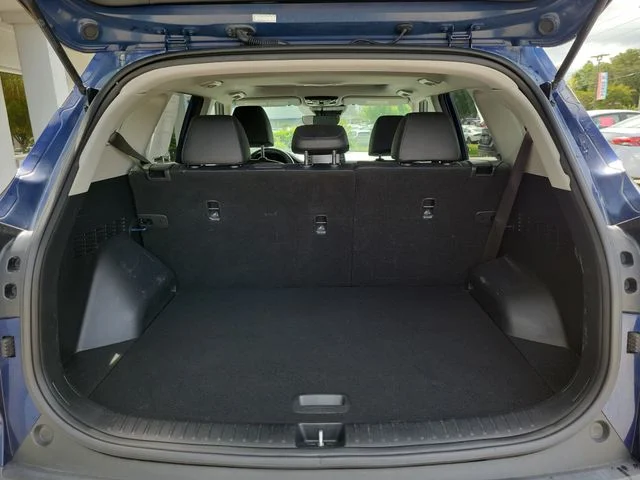 Used 2021 Blue Kia EX image 10