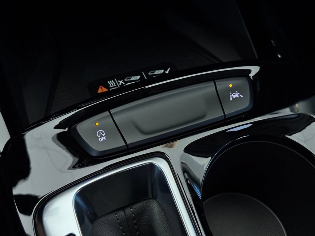 2026 Chevrolet Trax LT - Photo 30