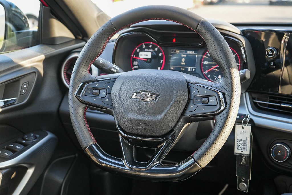 2026 Chevrolet Trax RS - Photo 14