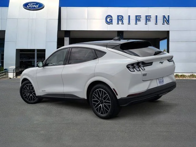 New 2026 Star White Metallic Tri-coat Ford Premium image 9