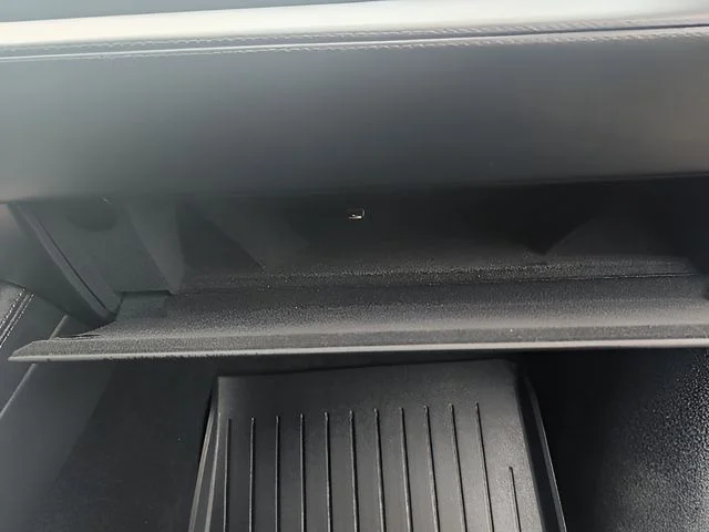 Used 2026  Tesla LONG RANGE image 58