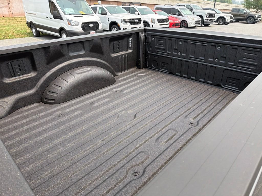 New 2026 Carbonized Gray Metallic Ford F-250® XLT image 19