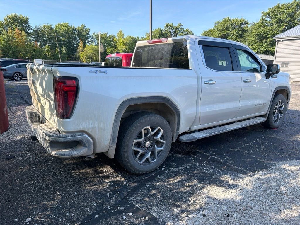 Used 2025 White GMC SLT image 5