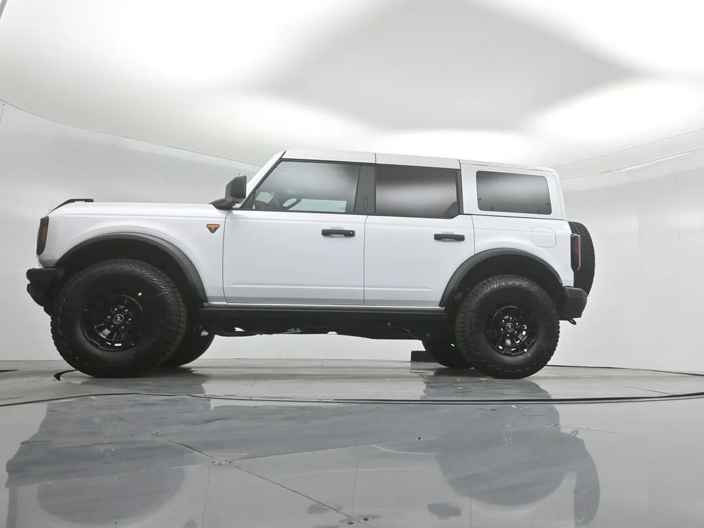 New 2026 Oxford White Ford Badlands image 49