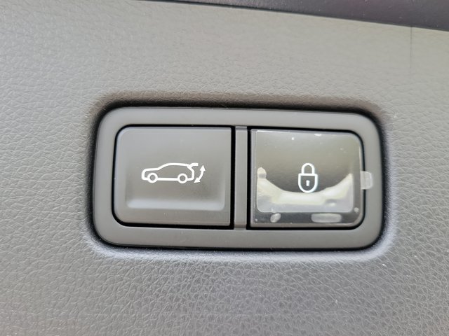 2026 GENESIS GV70 Standard - Photo 7