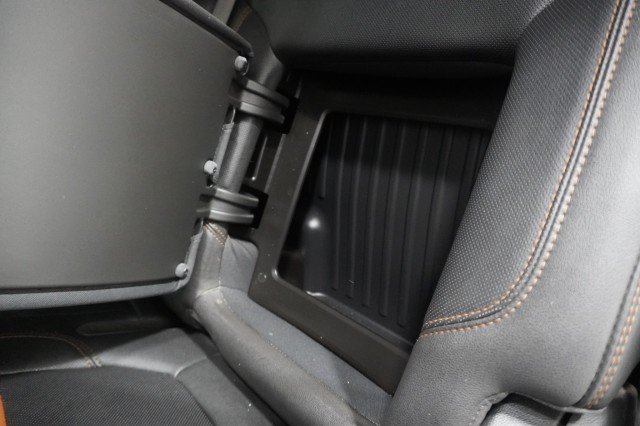 Used 2021 BLACK GMC AT4 image 25