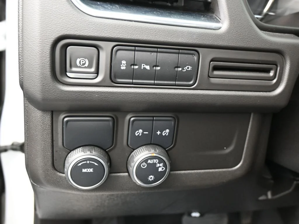 2021 Chevrolet Tahoe RST - Photo 16