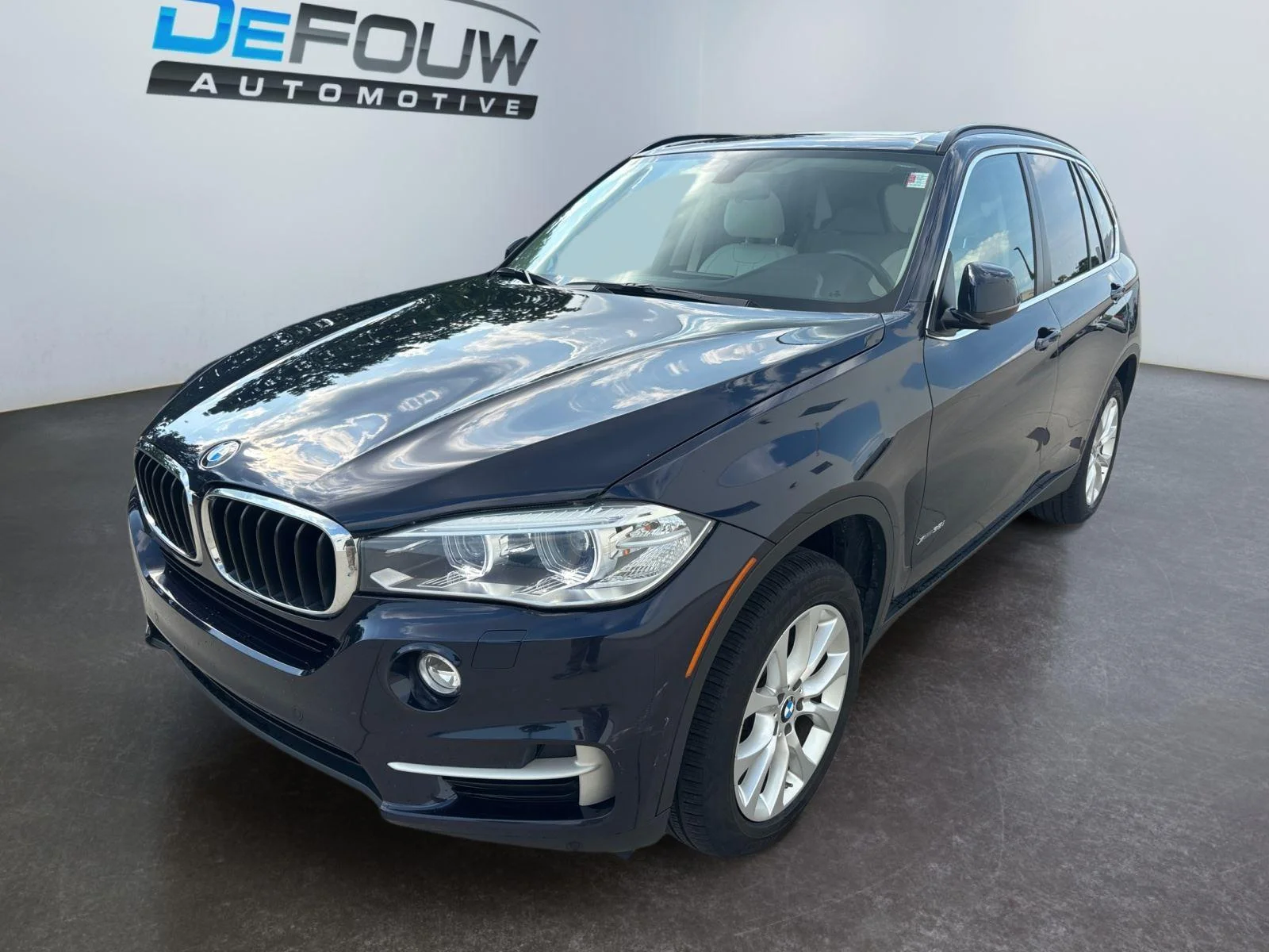 Used 2016 Imperial Blue Metallic BMW xDrive35i image 9