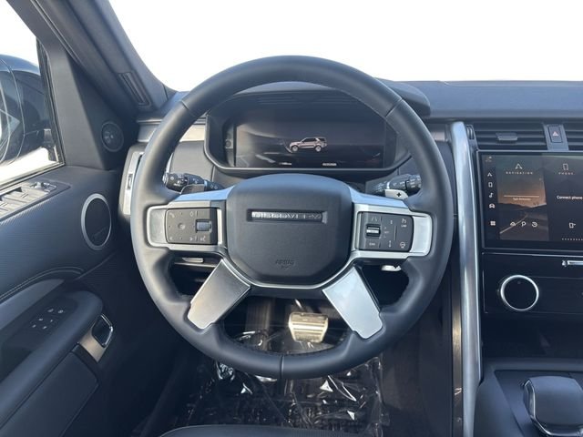 Used 2025 Gray Land Rover Dynamic SE image 13