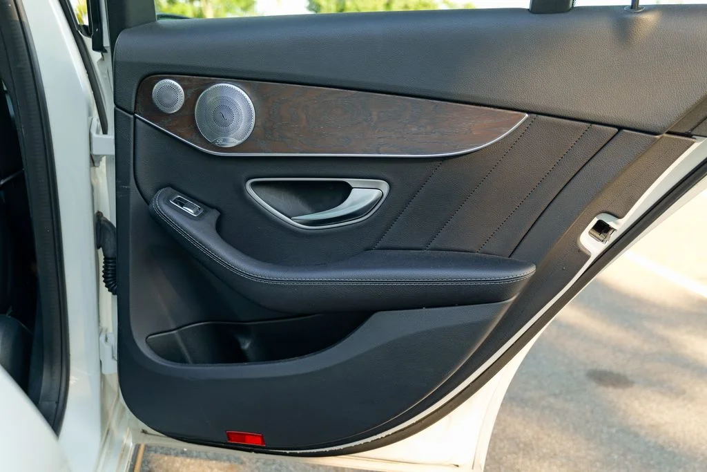 Used 2018 Polar White Mercedes-Benz C 300 image 29