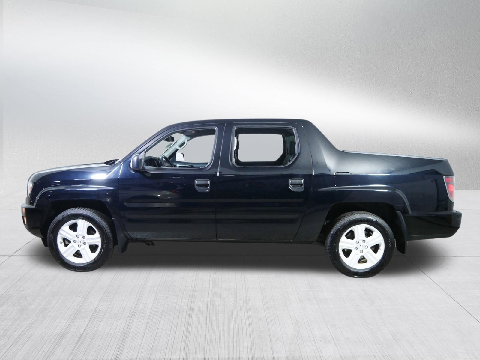 2014 Honda Ridgeline Sport photo 4