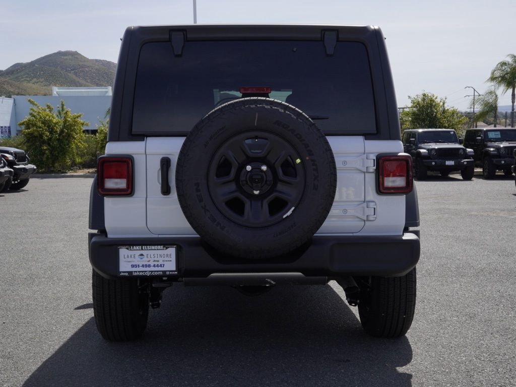 New 2026 Bright White Clear-Coat Exterior Paint Jeep Sport image 4