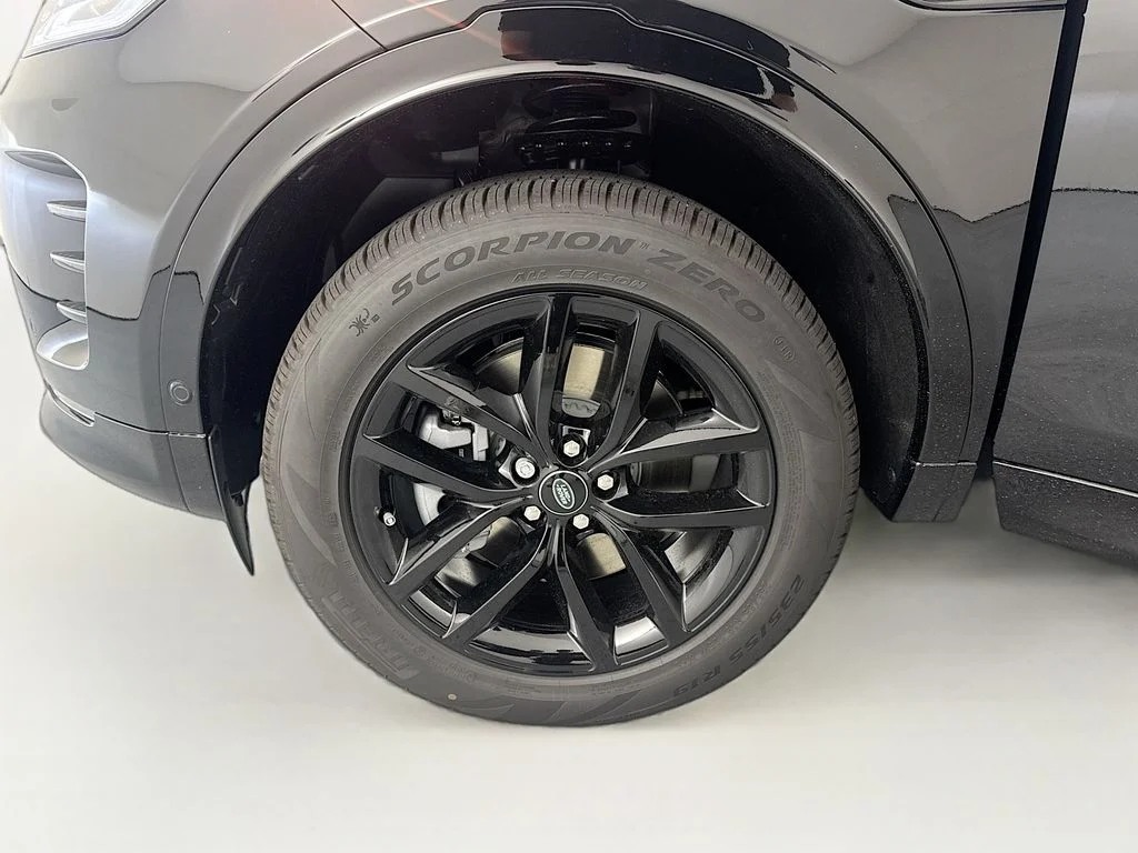 New 2026 Santorini Black Land Rover Landmark image 32