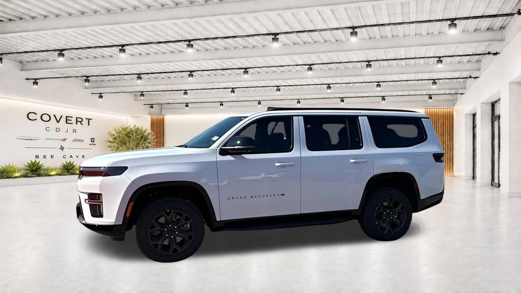 New 2026 Bright White Clear-Coat Exterior Paint Jeep Limited image 5