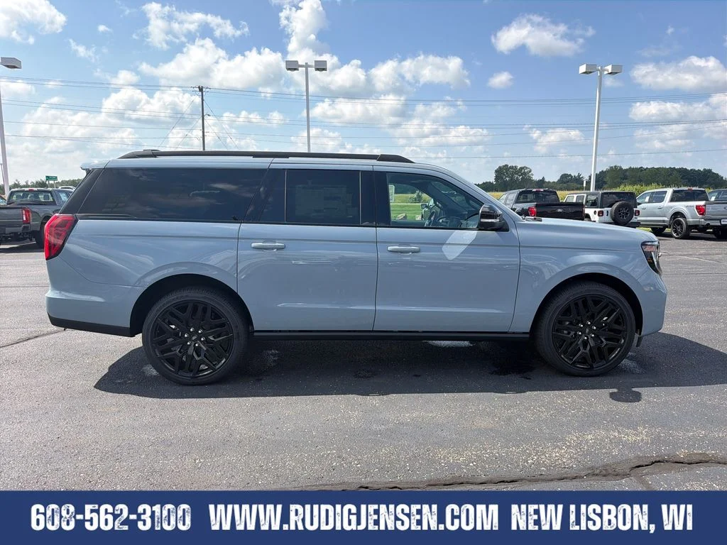 New 2027 Gray Ford Platinum image 6