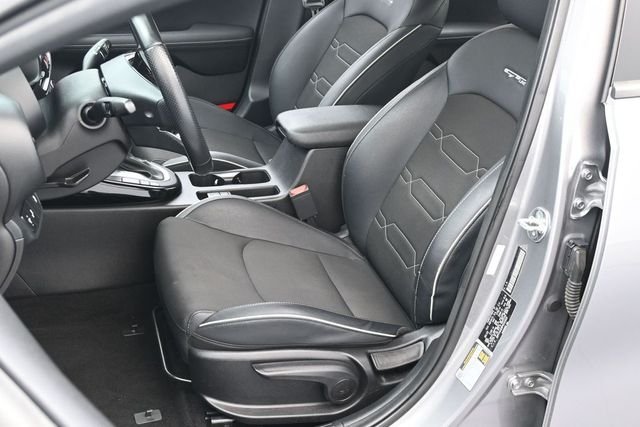 Used 2023 Gray Kia GT-Line image 10