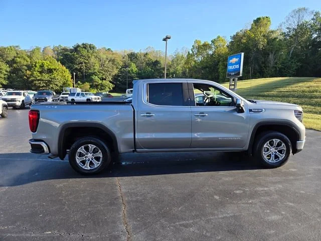 Used 2025 Sterling Metallic GMC SLT image 9