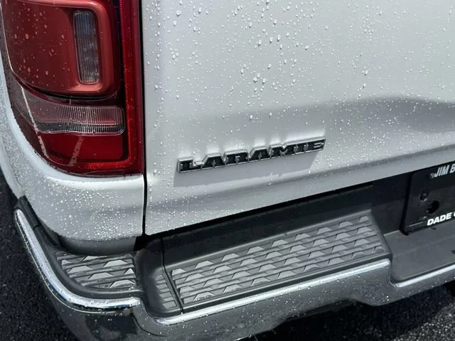 Used 2022 Off-white Ram Laramie Crew Cab 4x4 5