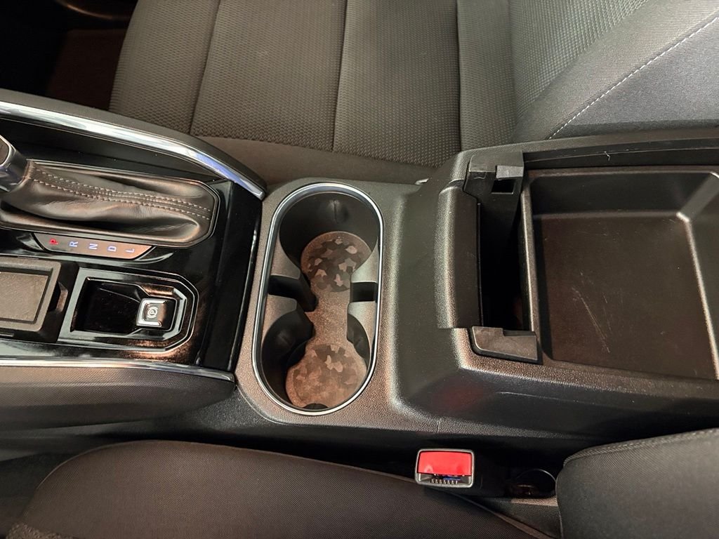 Used 2024 Beige GMC Elevation image 32