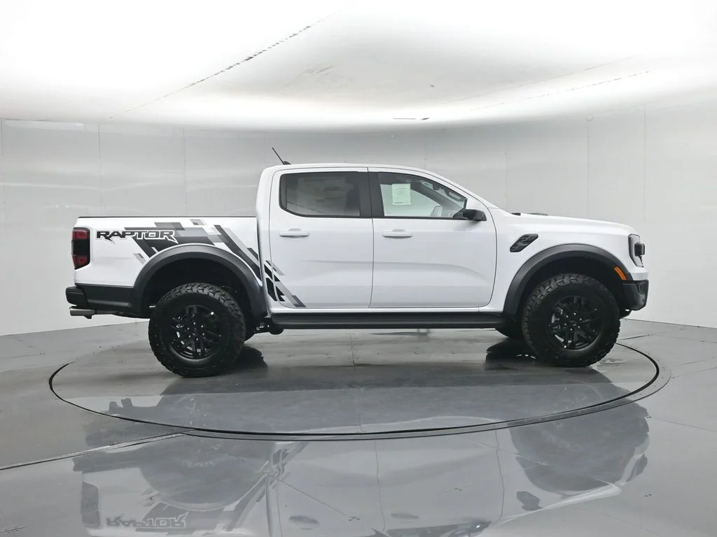 New 2026 Oxford White Ford Raptor image 29