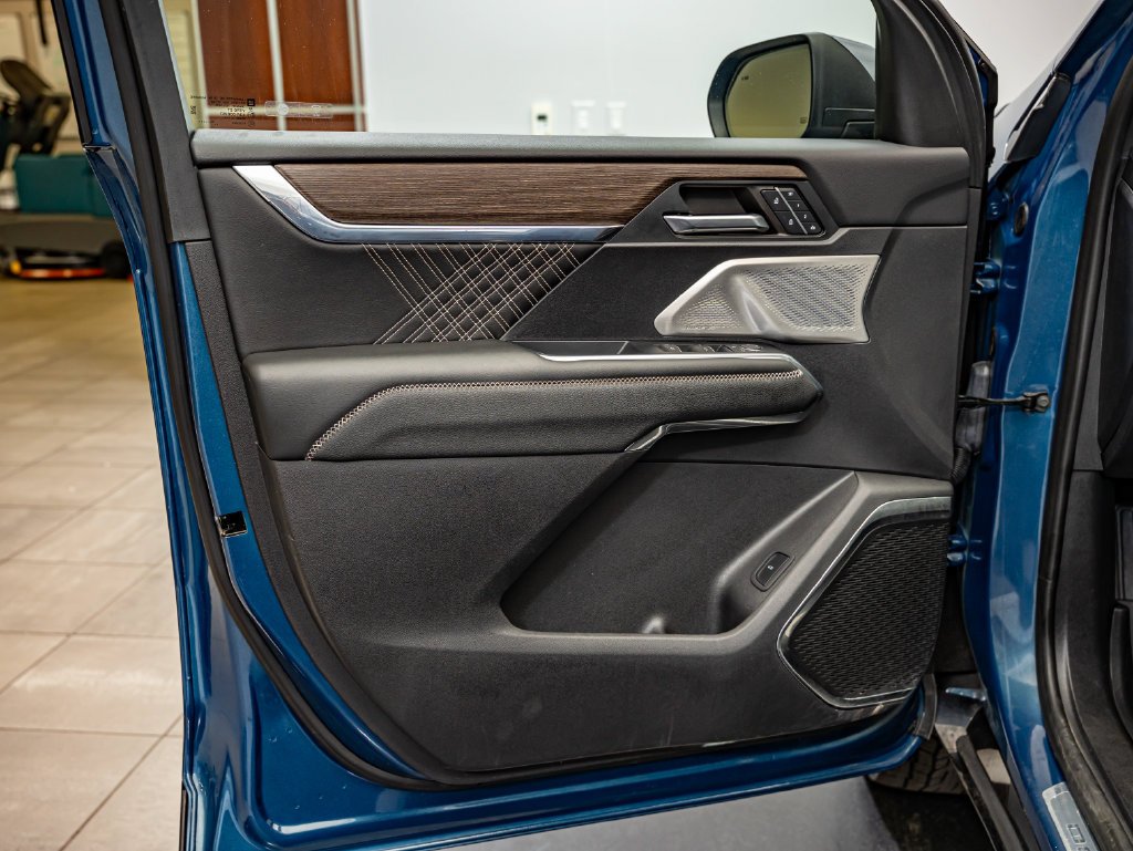 Used 2024 Downpour Metallic GMC Denali image 19