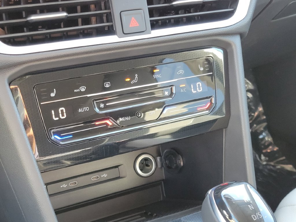 New 2027 Gray Volkswagen 1.5T SE image 18