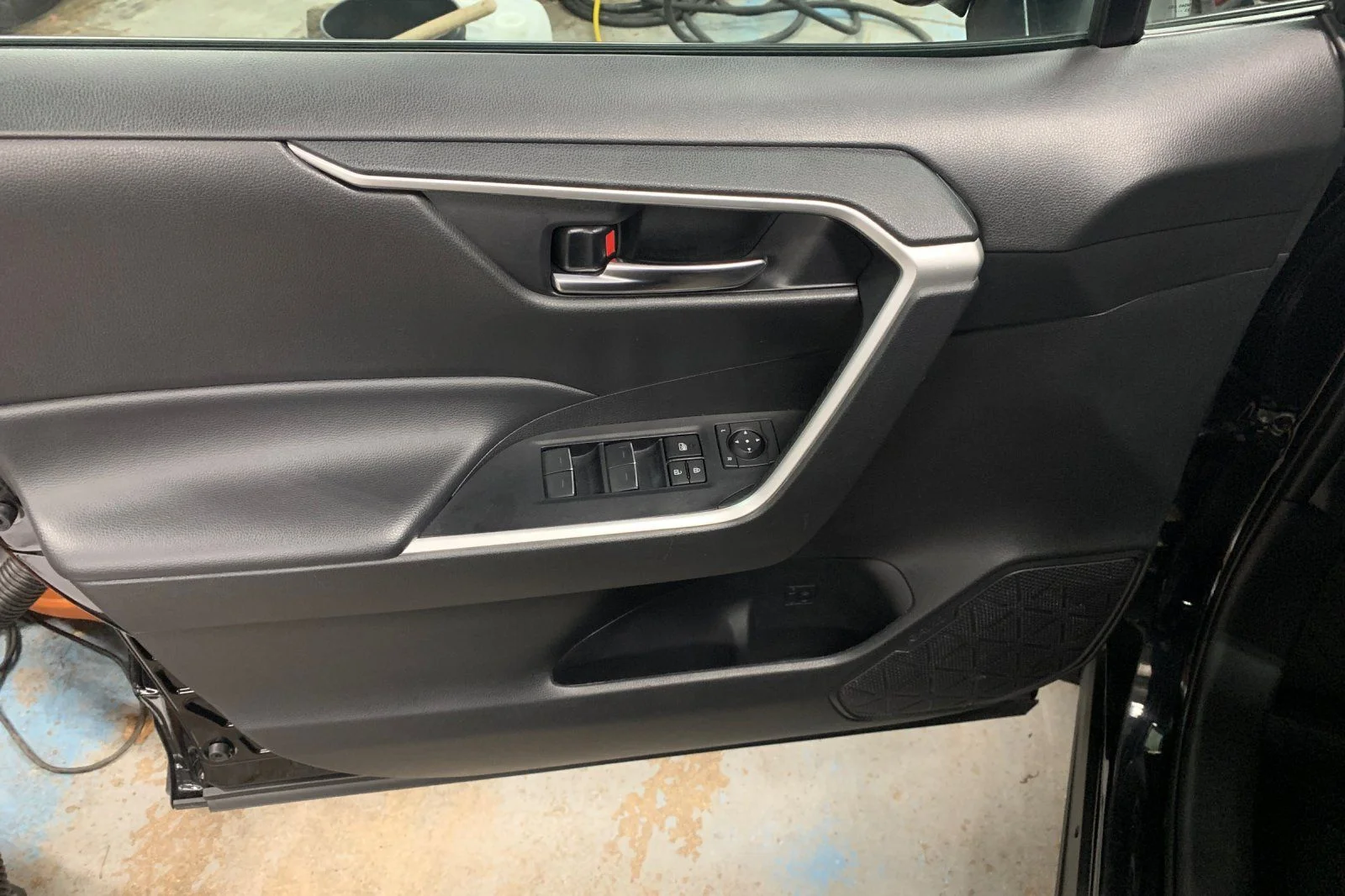 Used 2024 Black Toyota XLE image 11