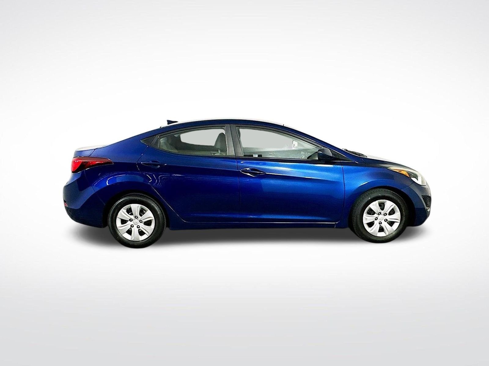Used 2016 Lakeside Blue Hyundai SE image 9