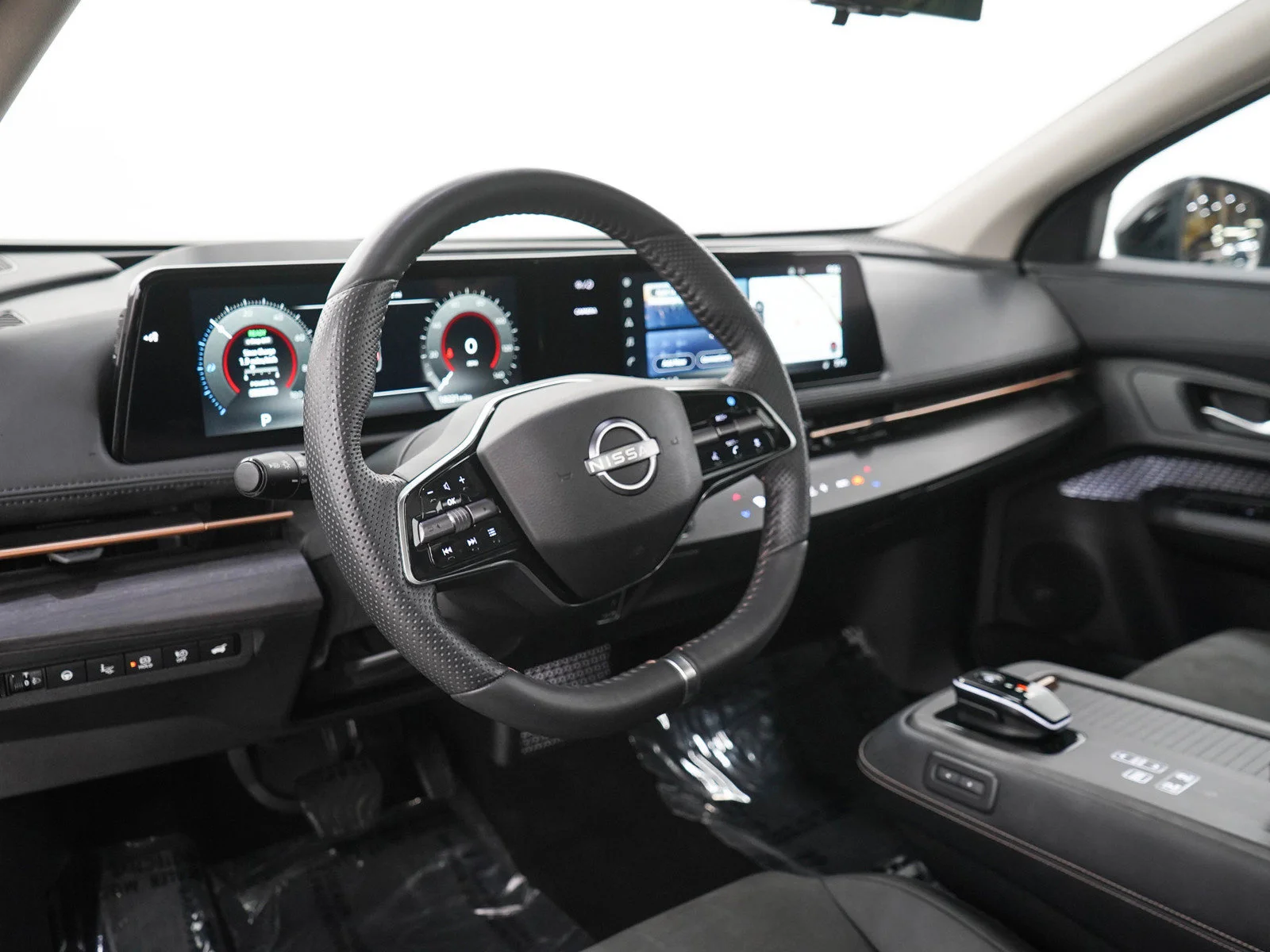 Used 2024 Northern Lights Metallic Nissan EVOLVE+ e-4ORCE image 26