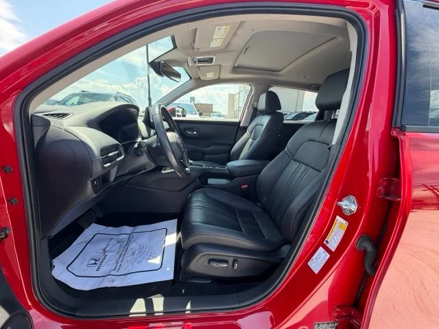Used 2024 Red Honda EX-L image 10