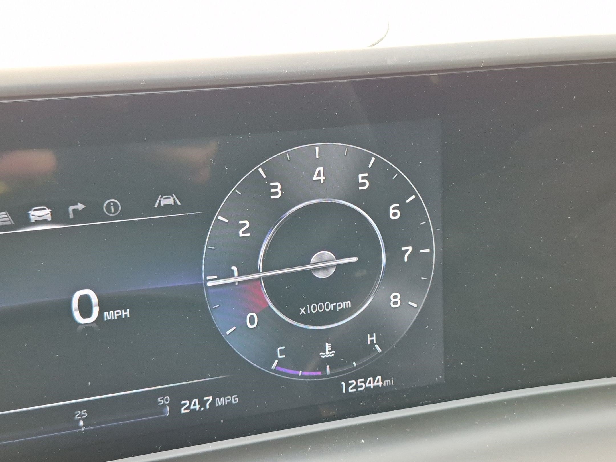 Used 2024 Clear White/Black Roof Kia SX image 14
