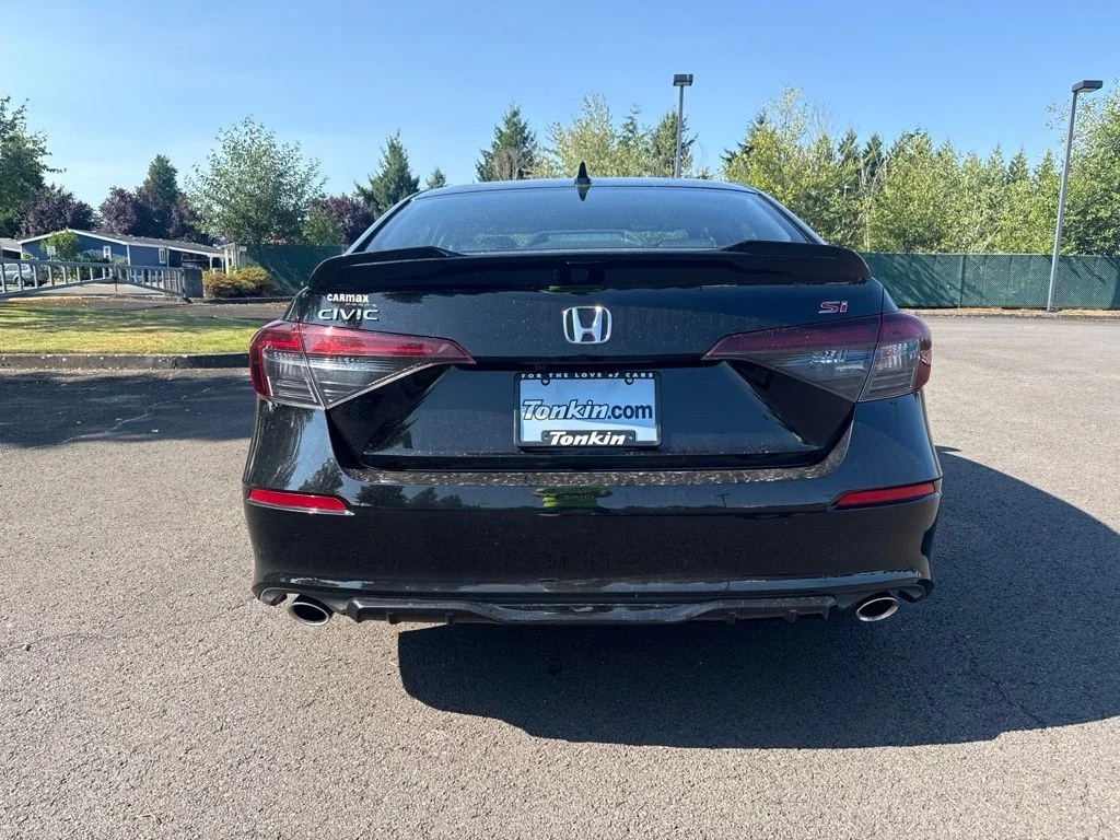 Used 2025 Crystal Black Pearl Honda  image 6