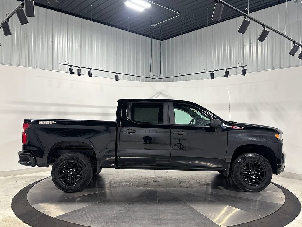 Used 2020 BLACK Chevrolet Custom Trail Boss image 10