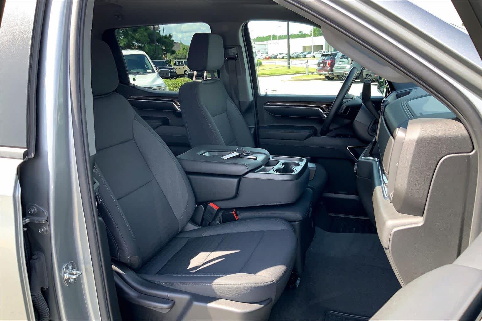 Used 2023 Sterling Gray Metallic Chevrolet LT image 24