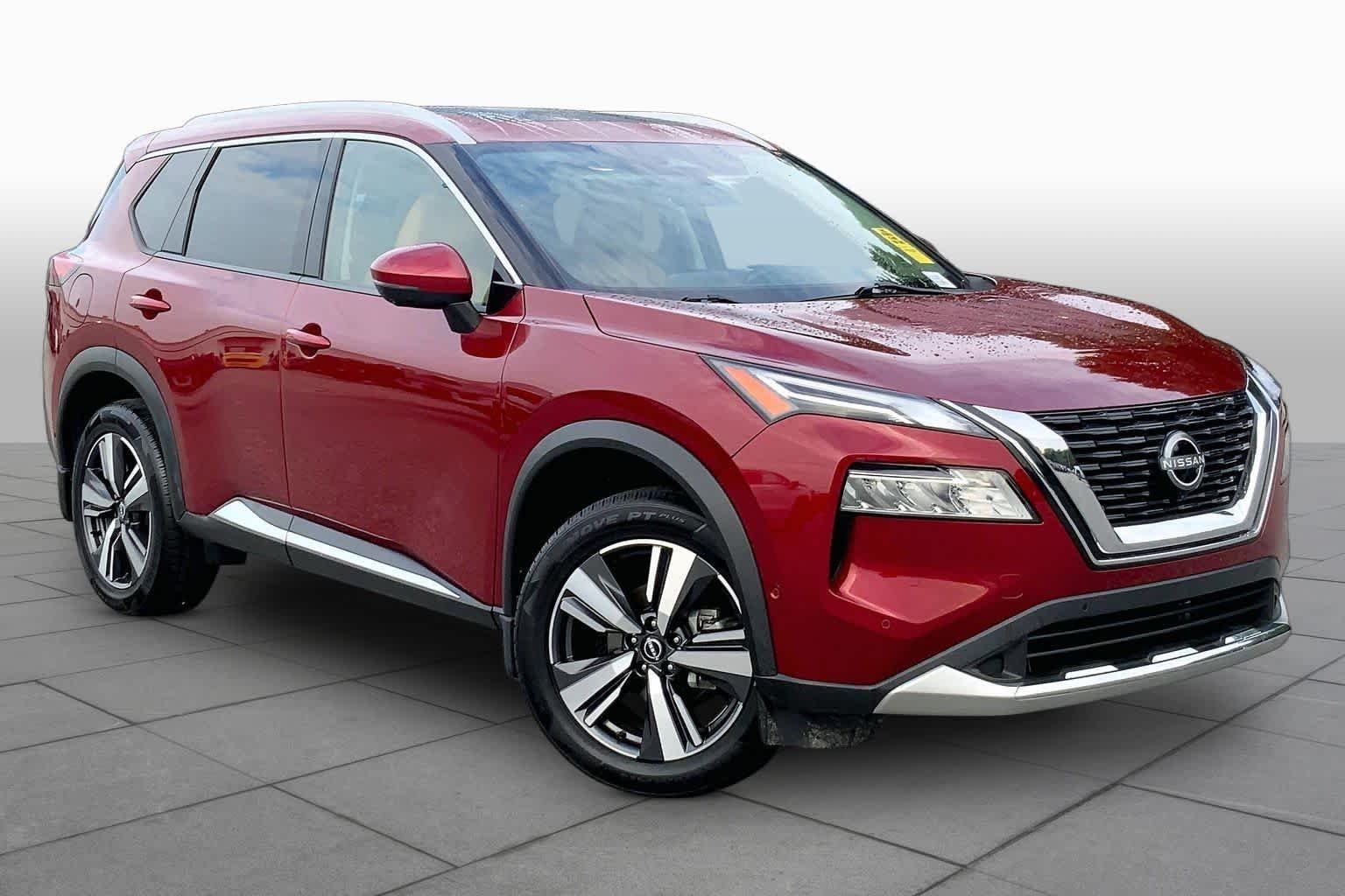 Certified Used 2023 Scarlet Ember Nissan Platinum image 3
