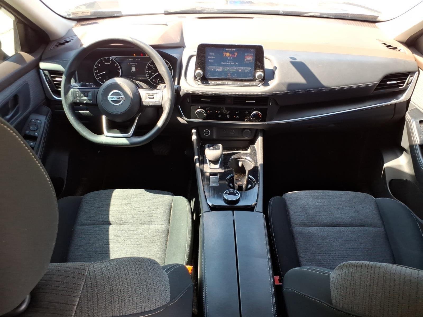 Used 2021 Gun Metallic Nissan S image 20