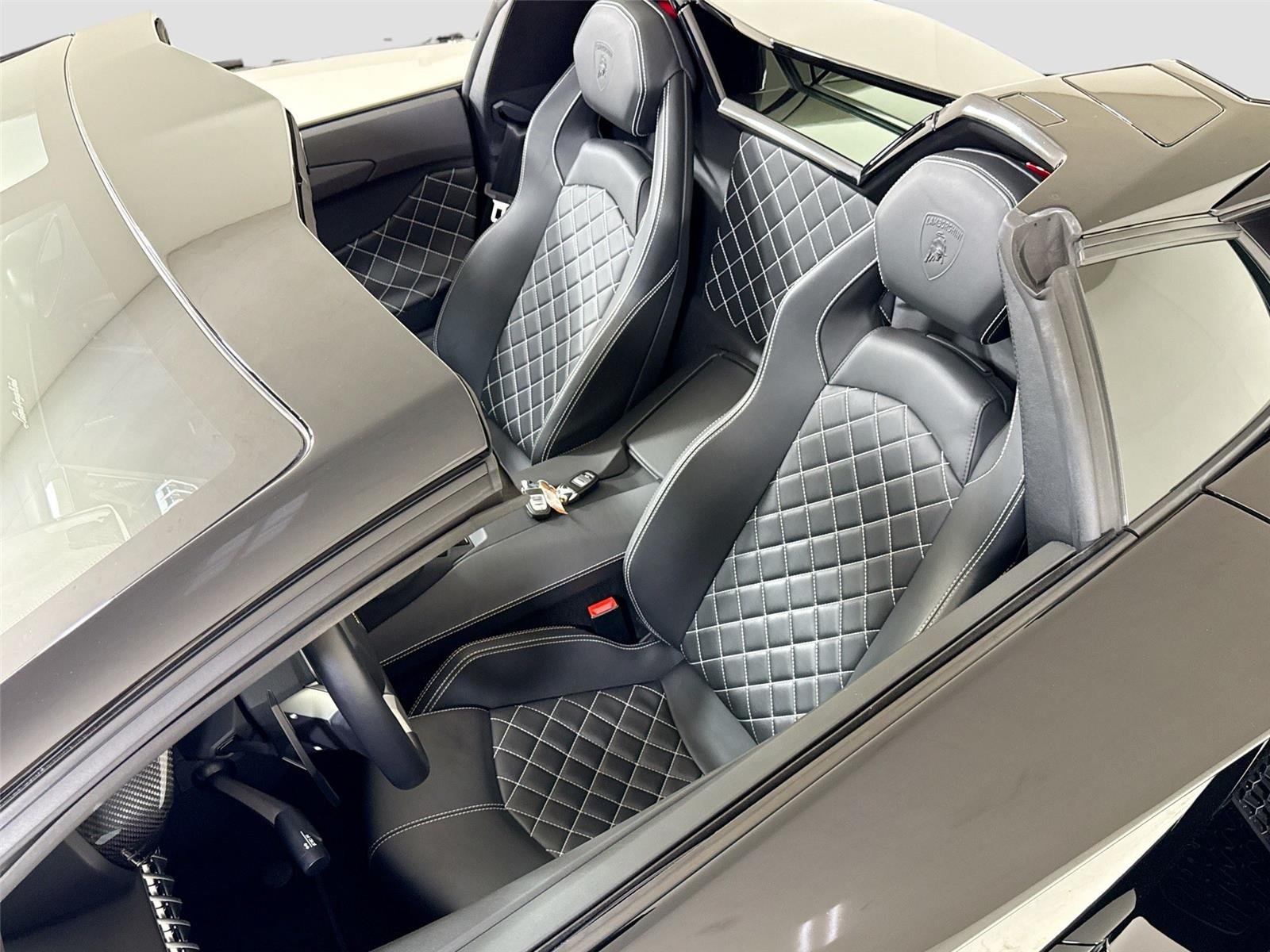 Used 2016 Nero Aldebaran Lamborghini LP 700-4 | Vorsteiner Carbon Wing | Carbon Interior image 14