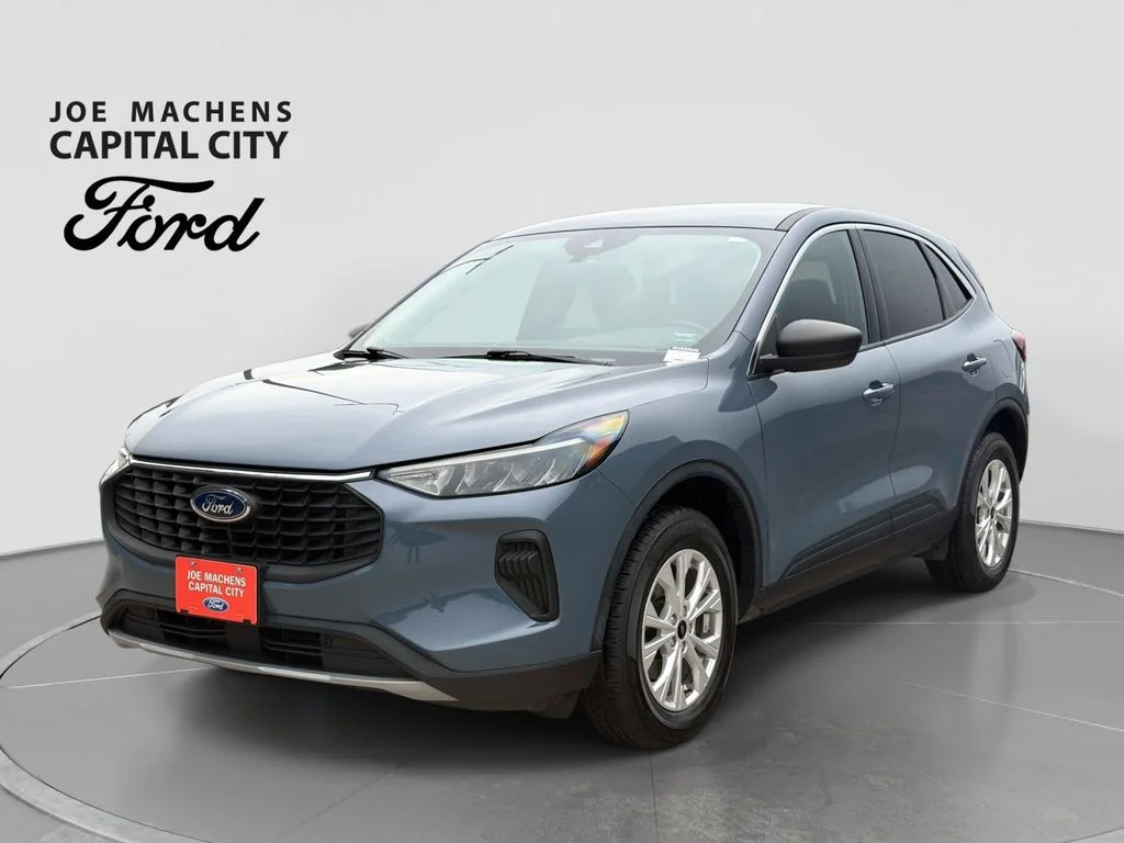 Used 2024 Vapor Blue Ford Active image 9