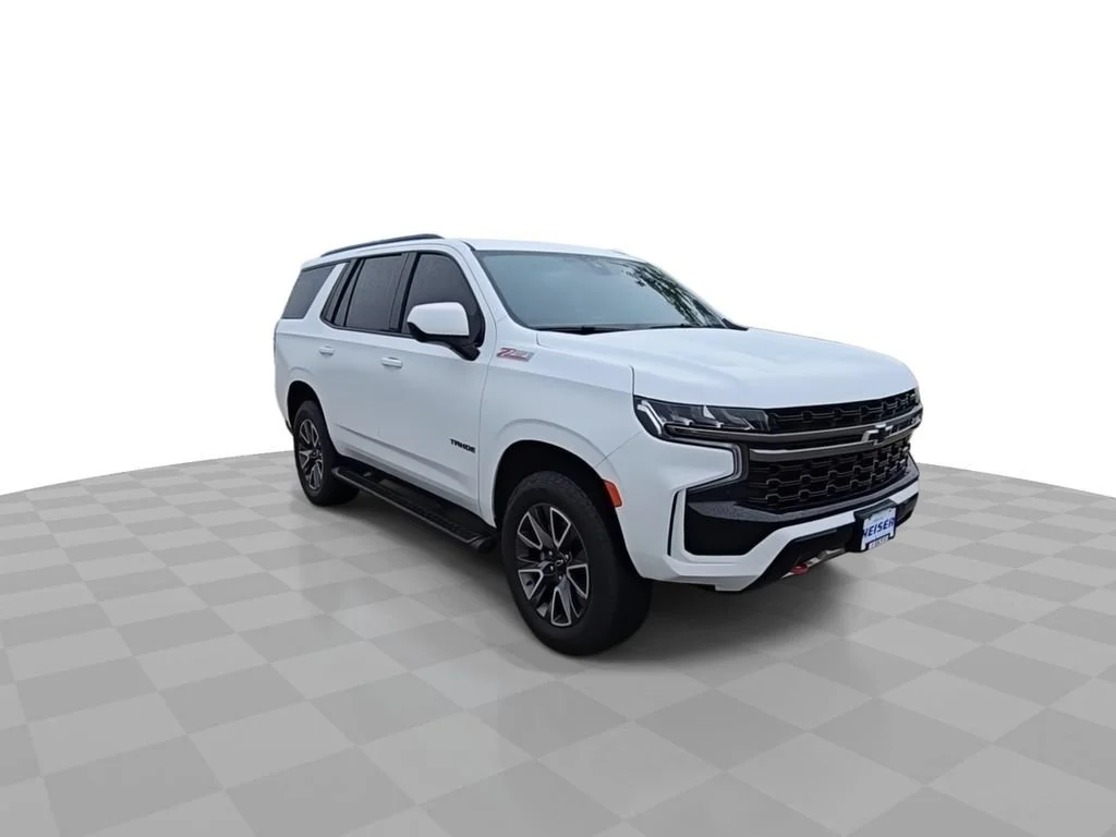 Certified Used 2021 SUMMIT WHITE Chevrolet Z71 image 2