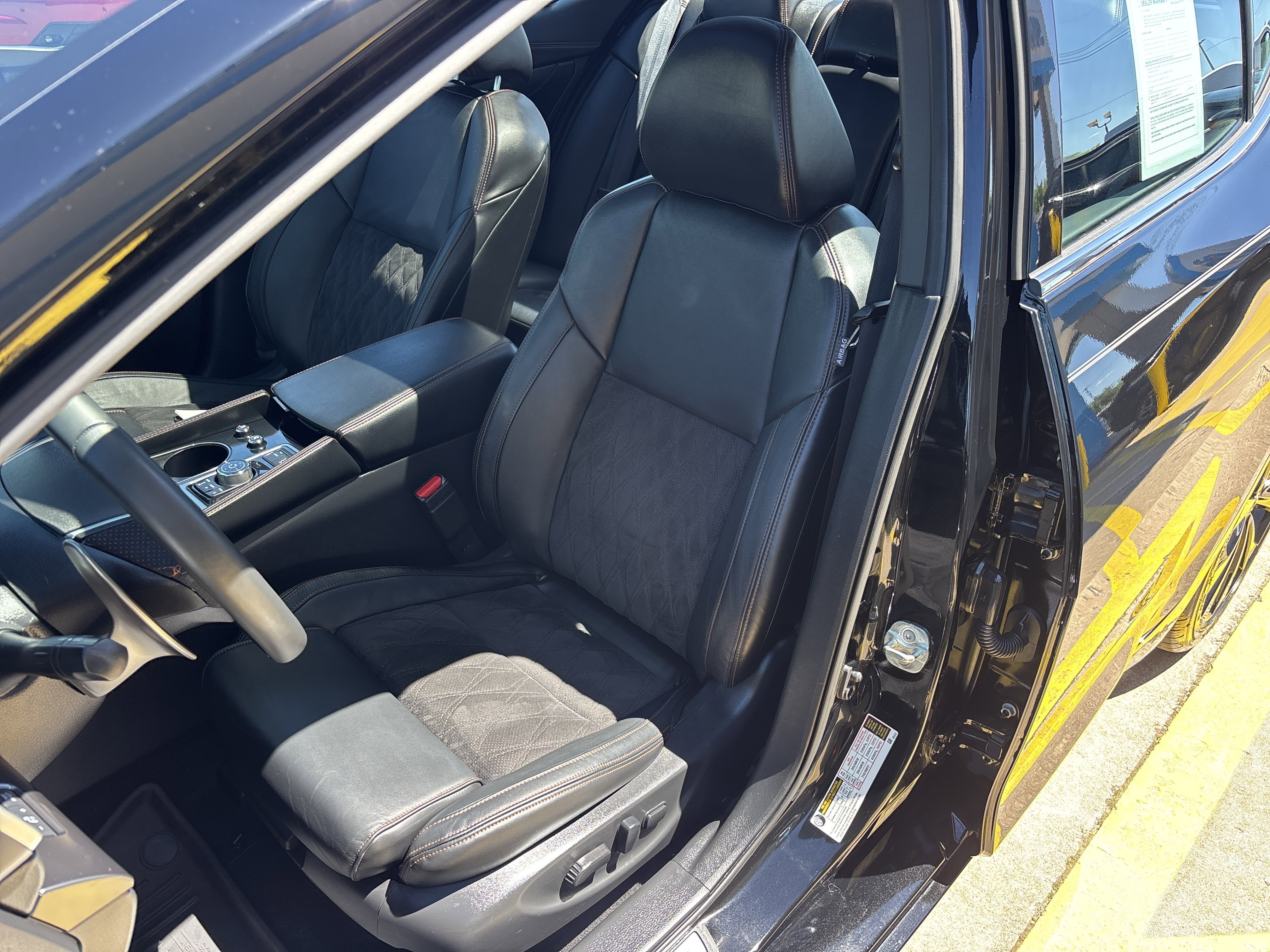 Used 2023 Black Nissan SR image 19