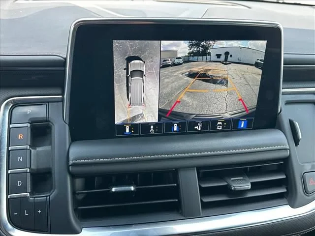 2023 GMC Yukon AT4 - Photo 32